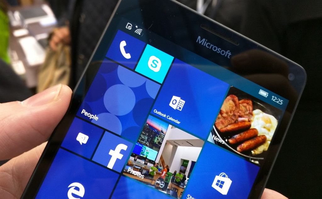 Nâng cấp lên Windows 10 Mobile từ Windows Phone 8.1