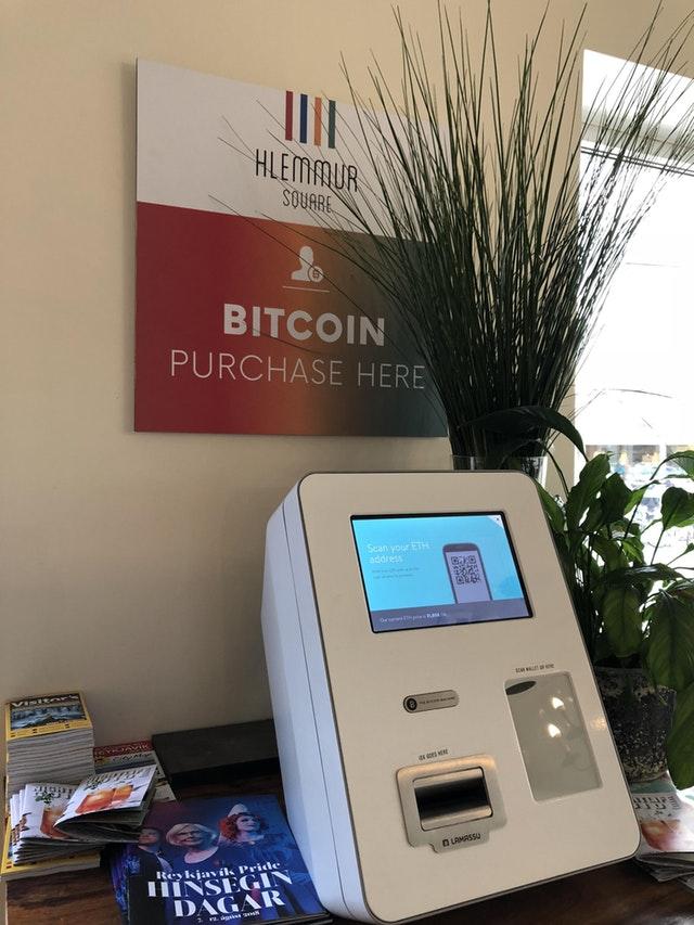 Một nhà trọ có máy ATM Bitcoin ở Iceland