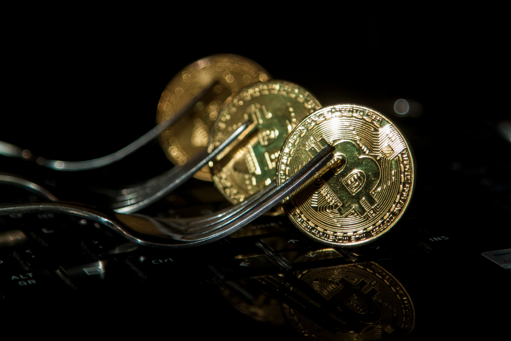 Hard fork Bitcoin Cash: Bitcoin SV đang thắng trong “cuộc chiến” hashrate với Bitcoin ABC