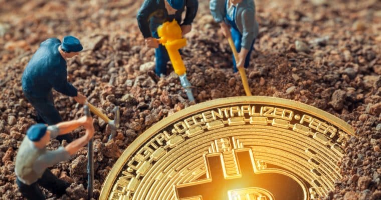 Thợ đào Bitcoin tắt 1,3 triệu “trâu đào” - Bitcoin đang hấp hối?