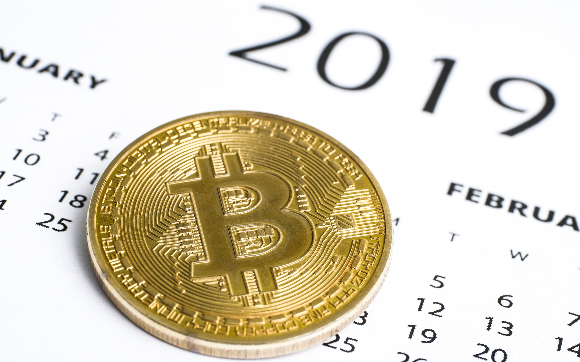 Mất 80% giá trị trong năm 2018 rồi, điều gì còn chờ đón Bitcoin trong năm mới 2019 này đây?