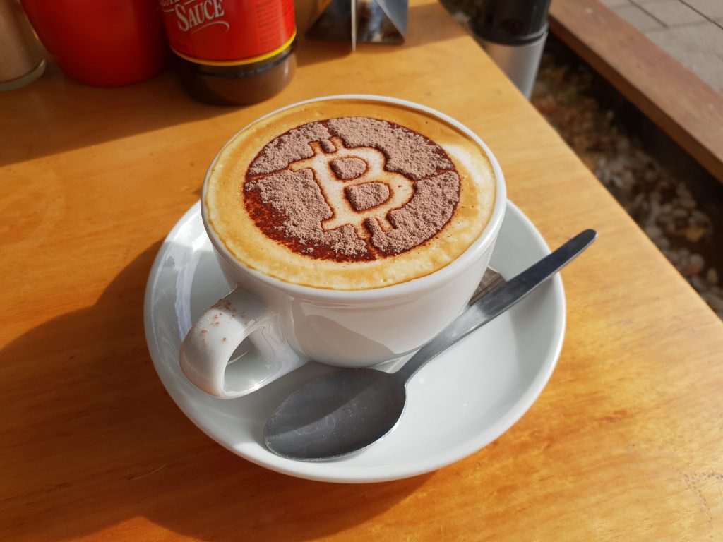 Coin68 Blog: Tại sao người ta cứ mãi mơ về việc mua cà phê bằng Bitcoin?