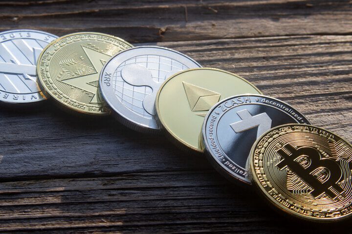 Coin68 Blog: Bitcoin hay Altcoins sẽ mang về cho bạn nhiều tiền hơn trong năm 2020?